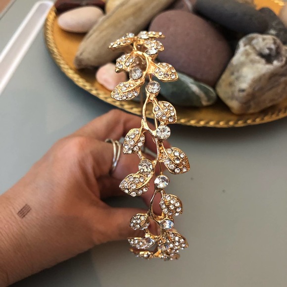 Boutique  gold leaf and floral crystal headband - Picture 2 of 6